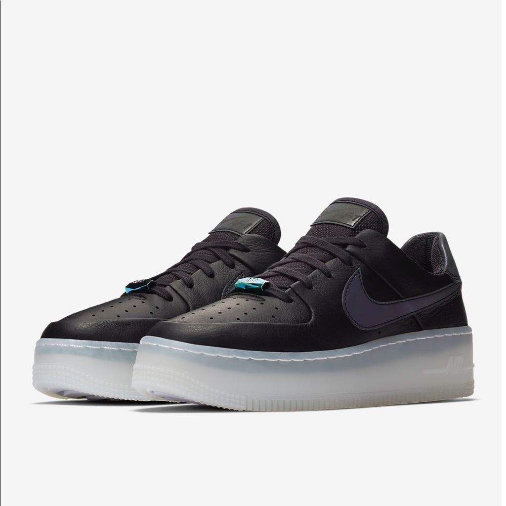Nike Air Force 1 Sage Low LX Sz 7 in Oil/Grey/Blnk